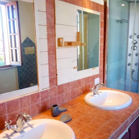 Pensión Olbia Suite Double Rooms In Old House