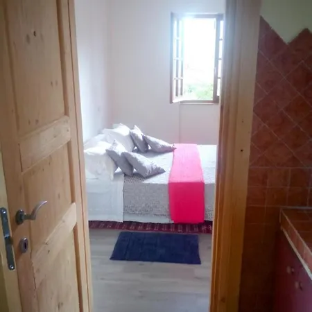 Olbia Suite Double Rooms In Old House Pensión Olbia